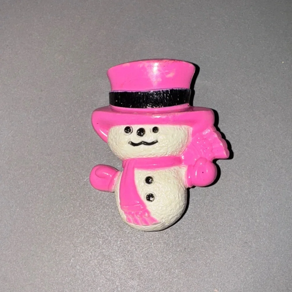 Vintage 1974 Avon Wee Willy Snowman Pin Pal with Glacé Compartment Pink